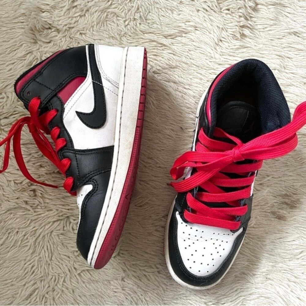 🛑 Air Jordan 1 Mid GS White / Gym Red / Black Sneakers - 6-6.5US (2023) - Picture 10 of 12